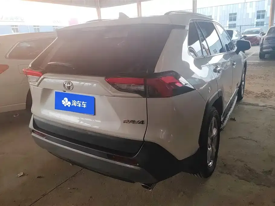 Toyota RAV4 2021 из CN, фото 7