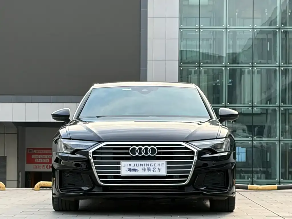 Audi A6L — фото 10