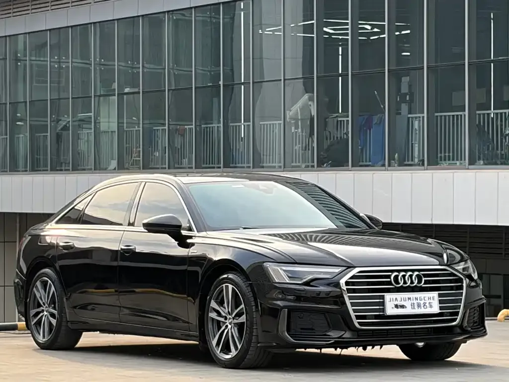 Audi A6L — фото 9