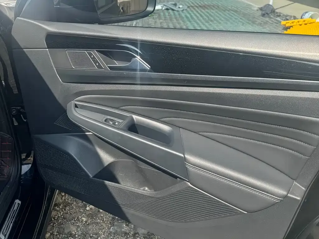 Volkswagen Passat 2022 из CN, фото 9