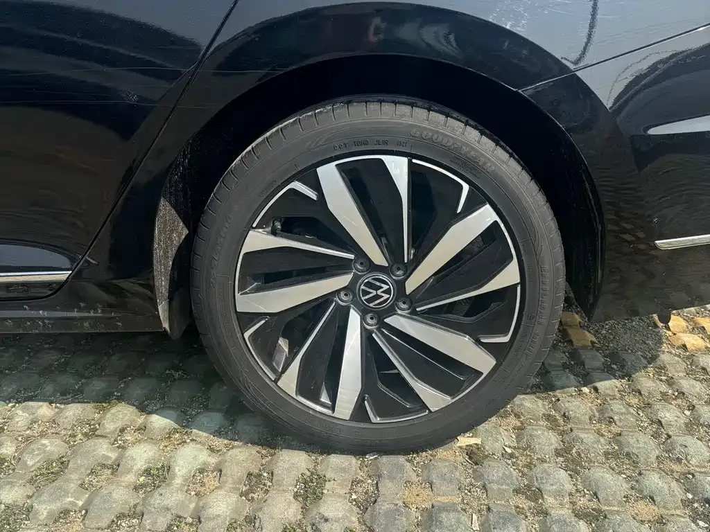 Volkswagen Passat 2022 из CN, фото 10