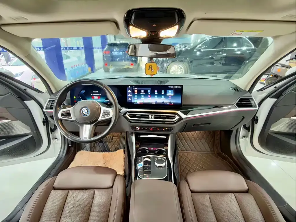 BMW i3 — фото 6