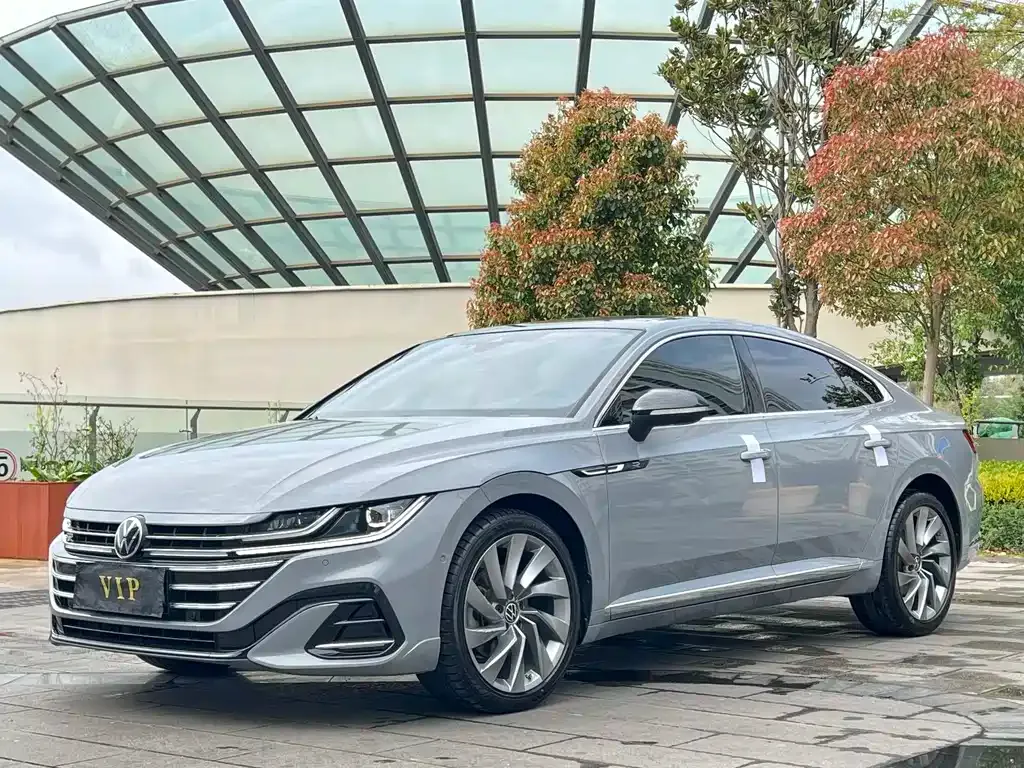 Volkswagen CC — фото 1