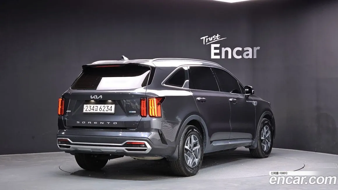 Kia Sorento — фото 6