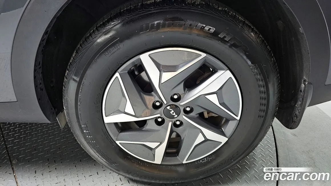 Kia Sorento — фото 8