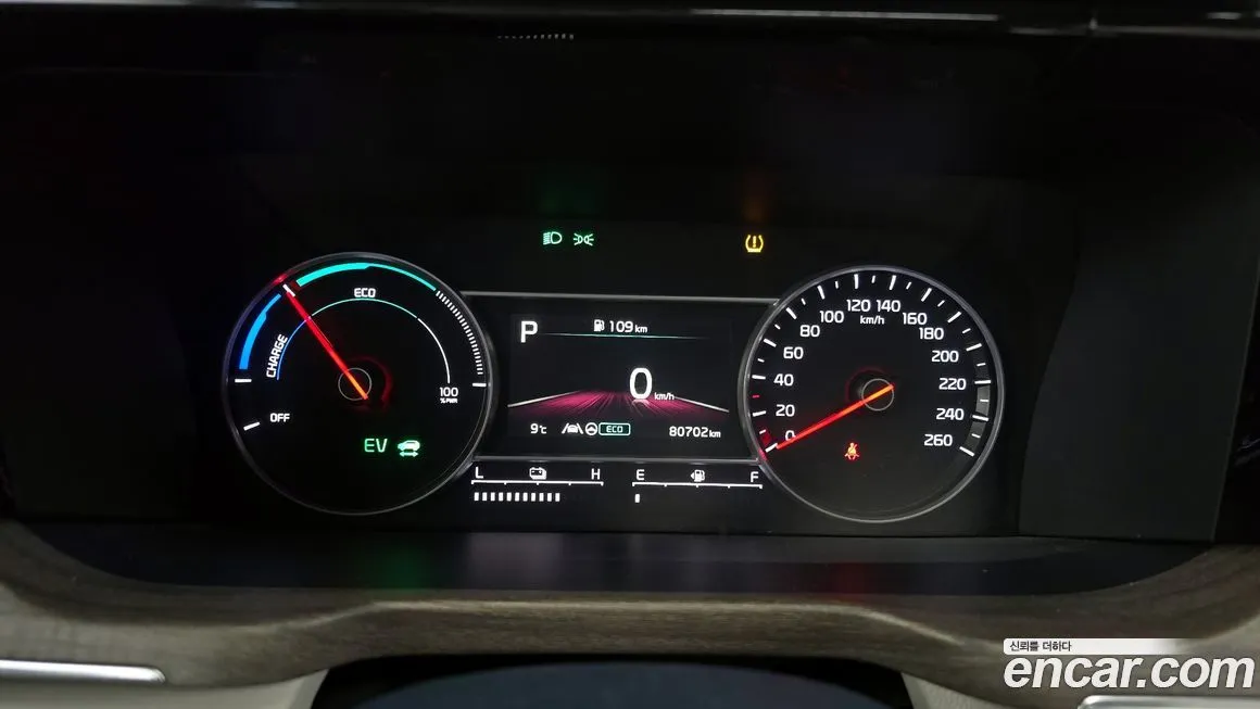 Kia Sorento — фото 7