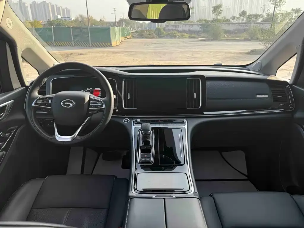 GAC Motor Trumpchi M8 — фото 8
