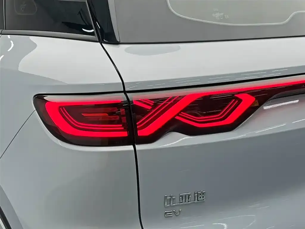 BYD Yuan UP 2025 из CN, фото 2