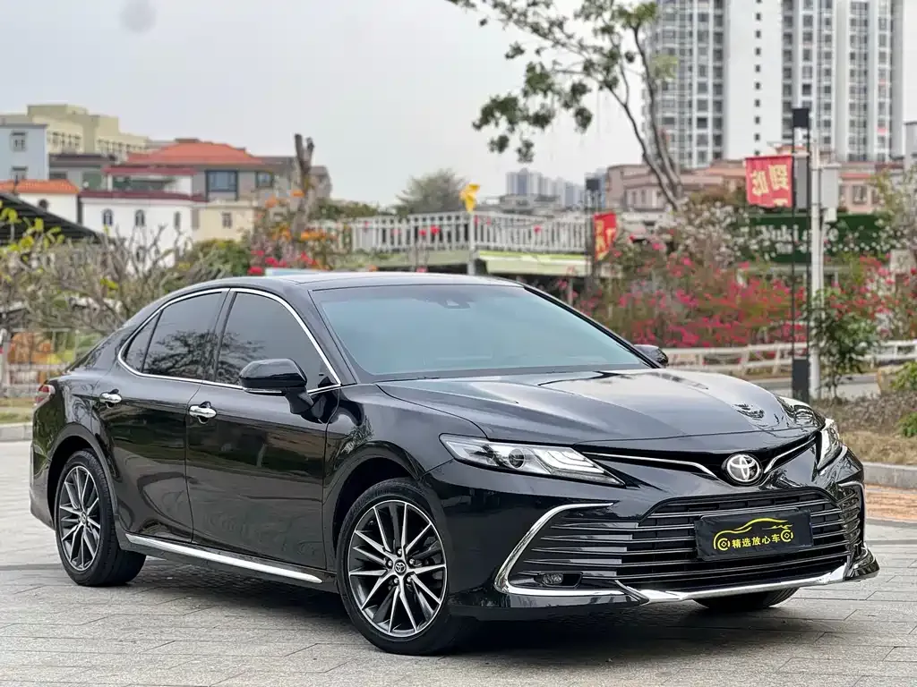 Toyota Camry 2023 из CN, фото 8