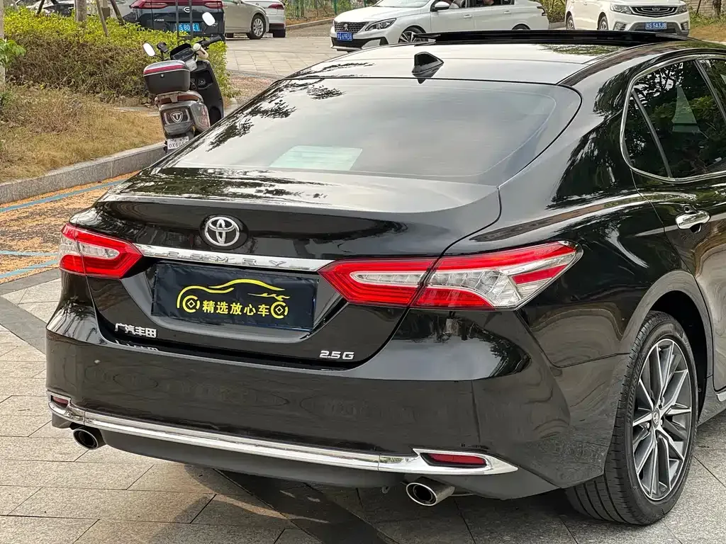 Toyota Camry 2023 из CN, фото 7
