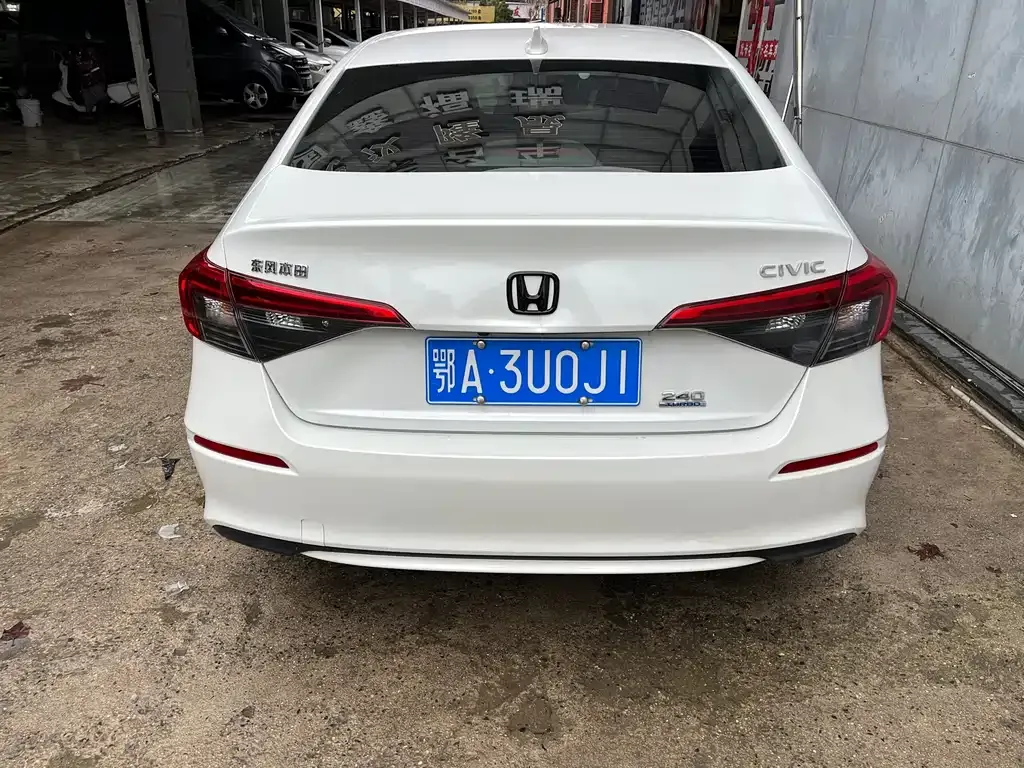 Honda Civic — фото 9