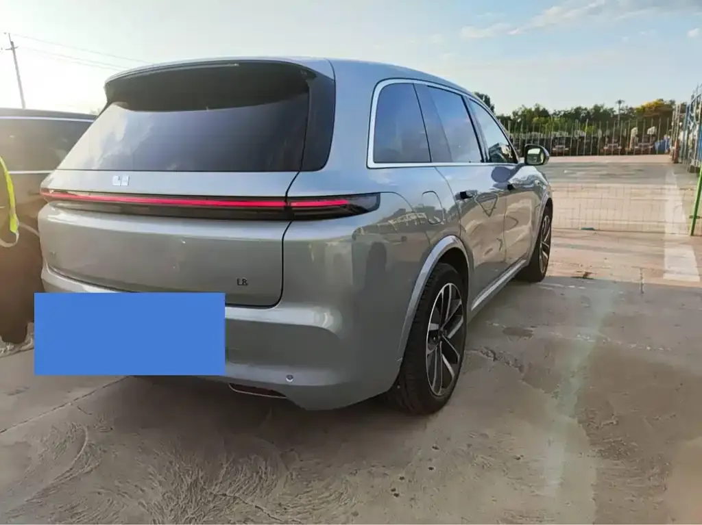 Li Auto L8 2024 из CN, фото 2