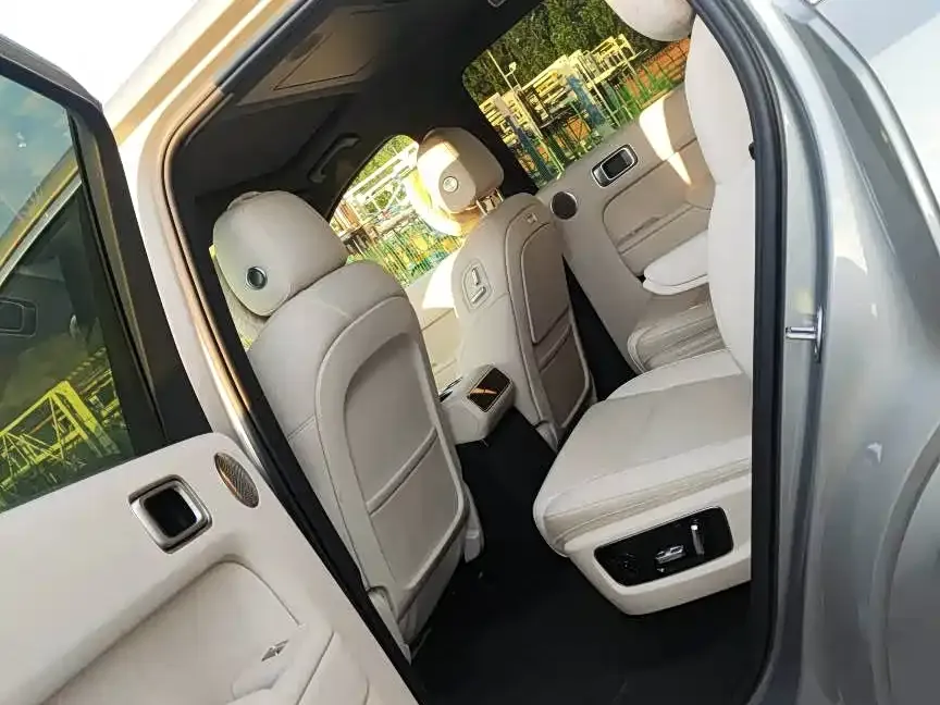 Li Auto L8 2024 из CN, фото 5