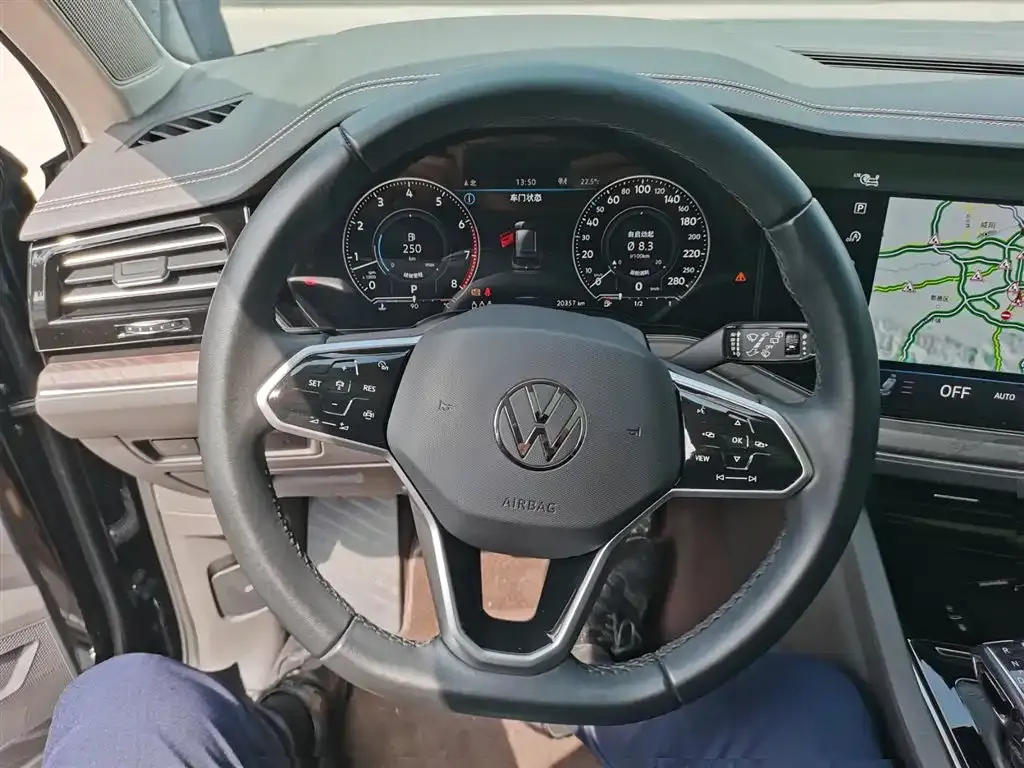 Volkswagen Touareg 2025 из CN, фото 3