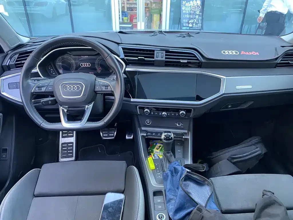 Audi Q3 2023 из CN, фото 6