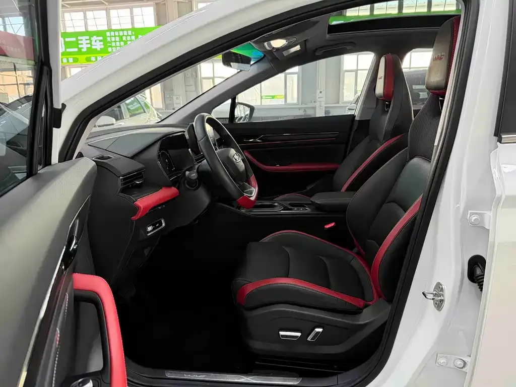 Geely Emgrand S 2022 из CN, фото 2