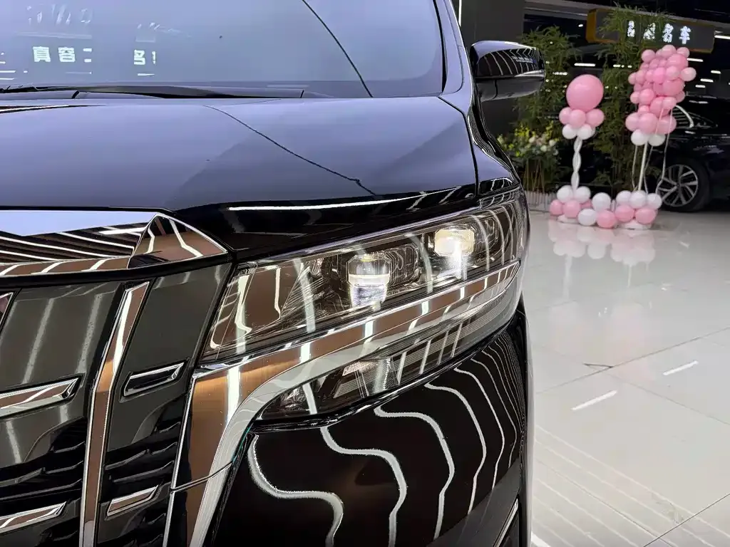 Toyota Alphard 2022 из CN, фото 3