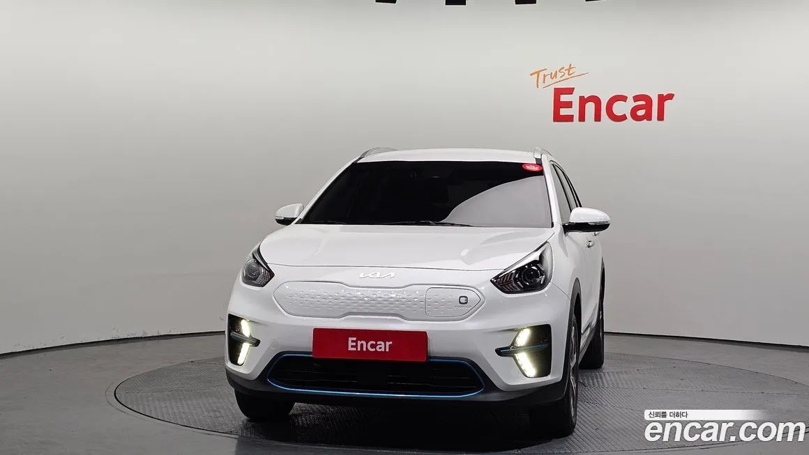 Kia Niro 2022 из KR, фото 2