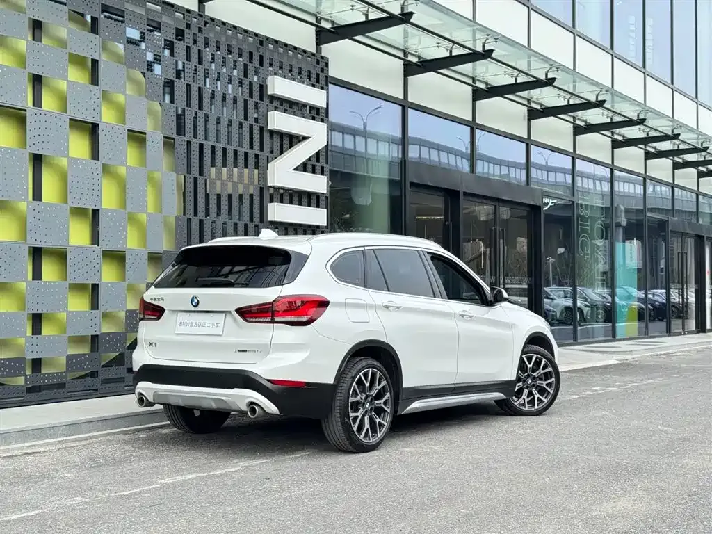BMW X1 — фото 10