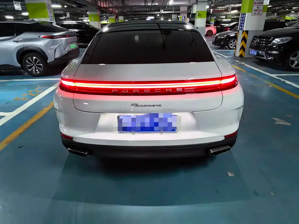 Porsche Panamera 2024 из CN, фото 9