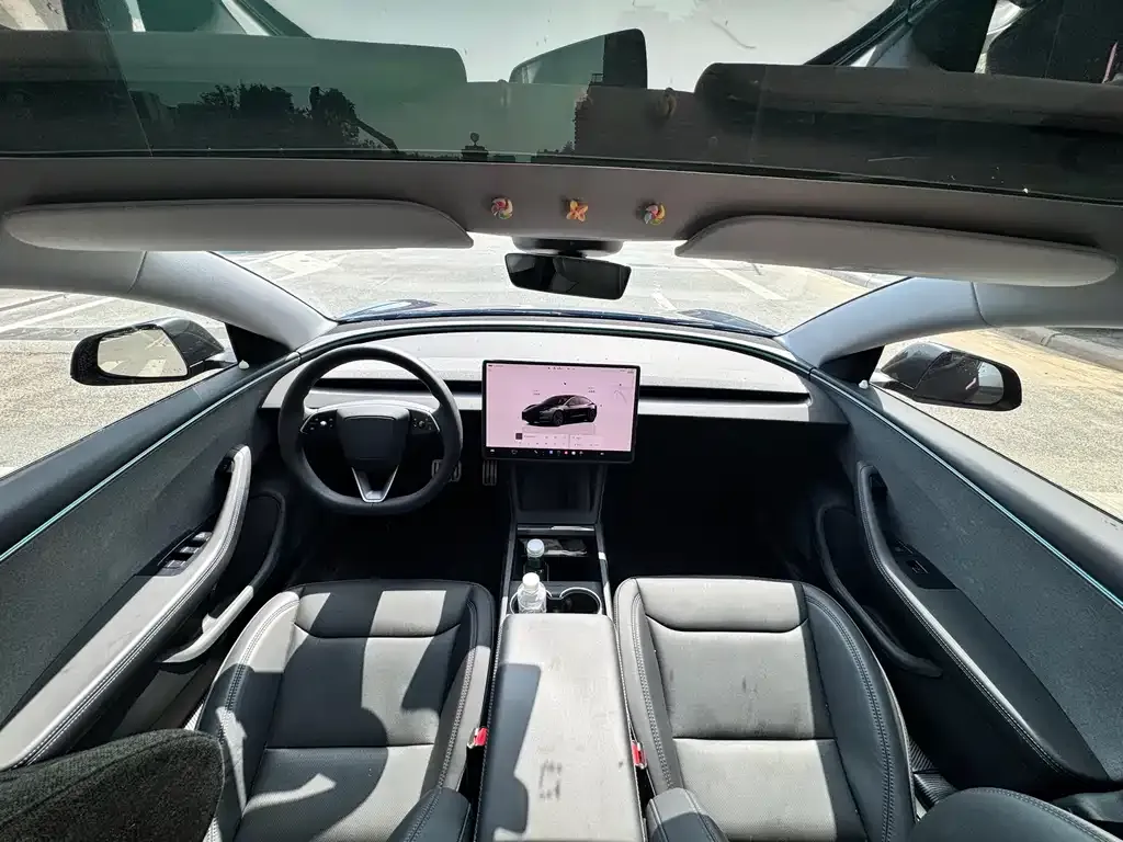 Tesla Model 3 — фото 6