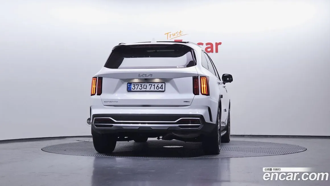 Kia Sorento — фото 5