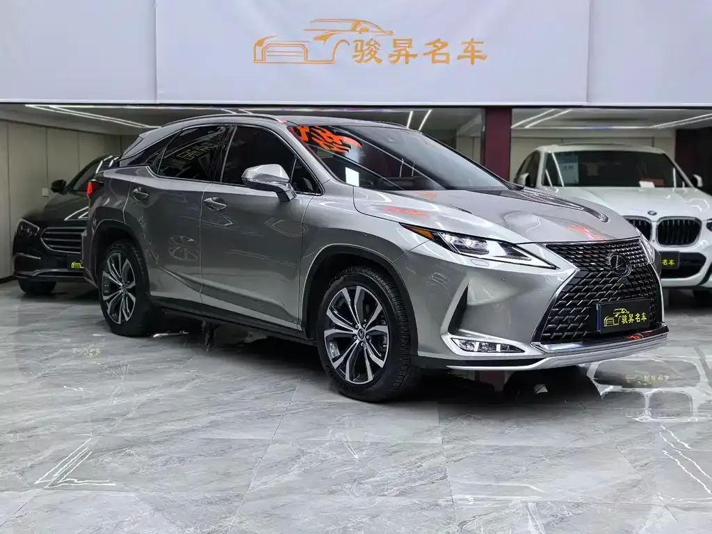 Lexus RX — фото 8