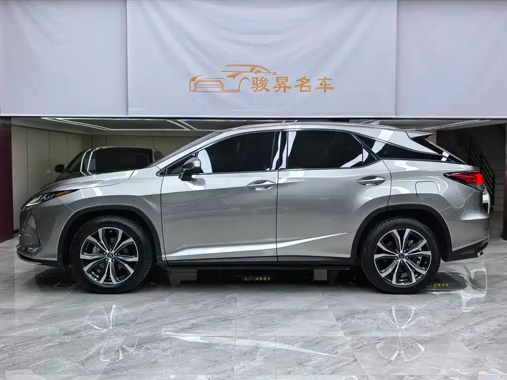 Lexus RX — фото 7