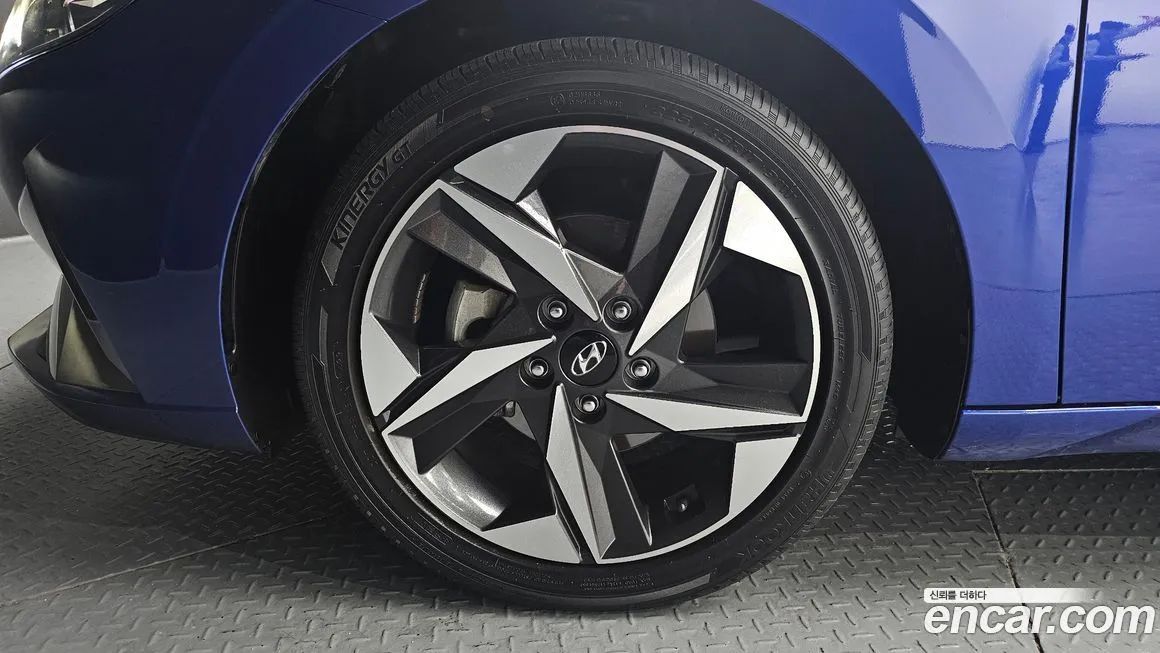Hyundai AVANTE — фото 4