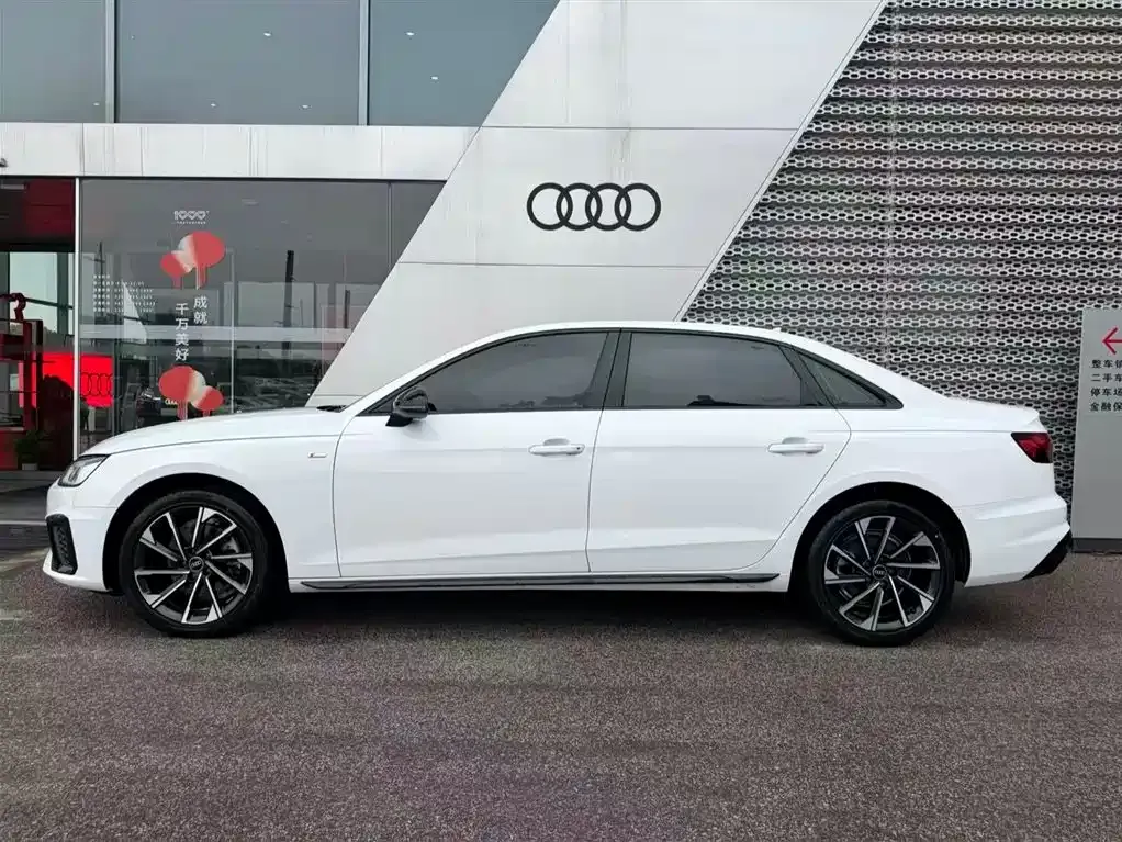 Audi A4L — фото 8