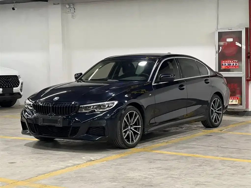 BMW 3 Series 2021 из CN, фото 1