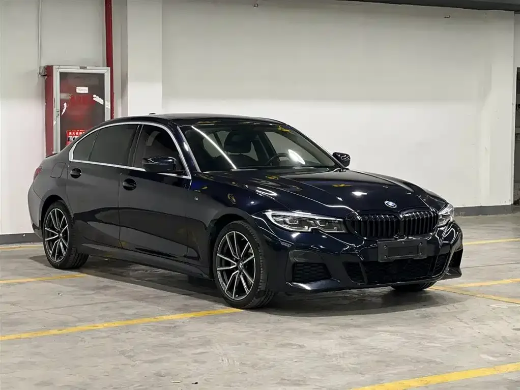 BMW 3 Series 2021 из CN, фото 2