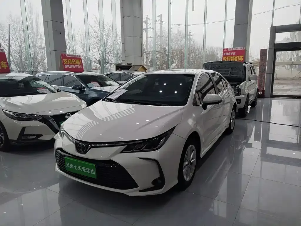Toyota Corolla 2021 из CN, фото 1