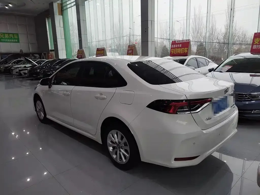 Toyota Corolla 2021 из CN, фото 5