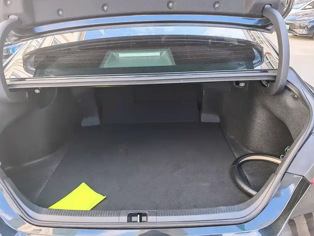 Toyota Camry 2022 из CN, фото 4