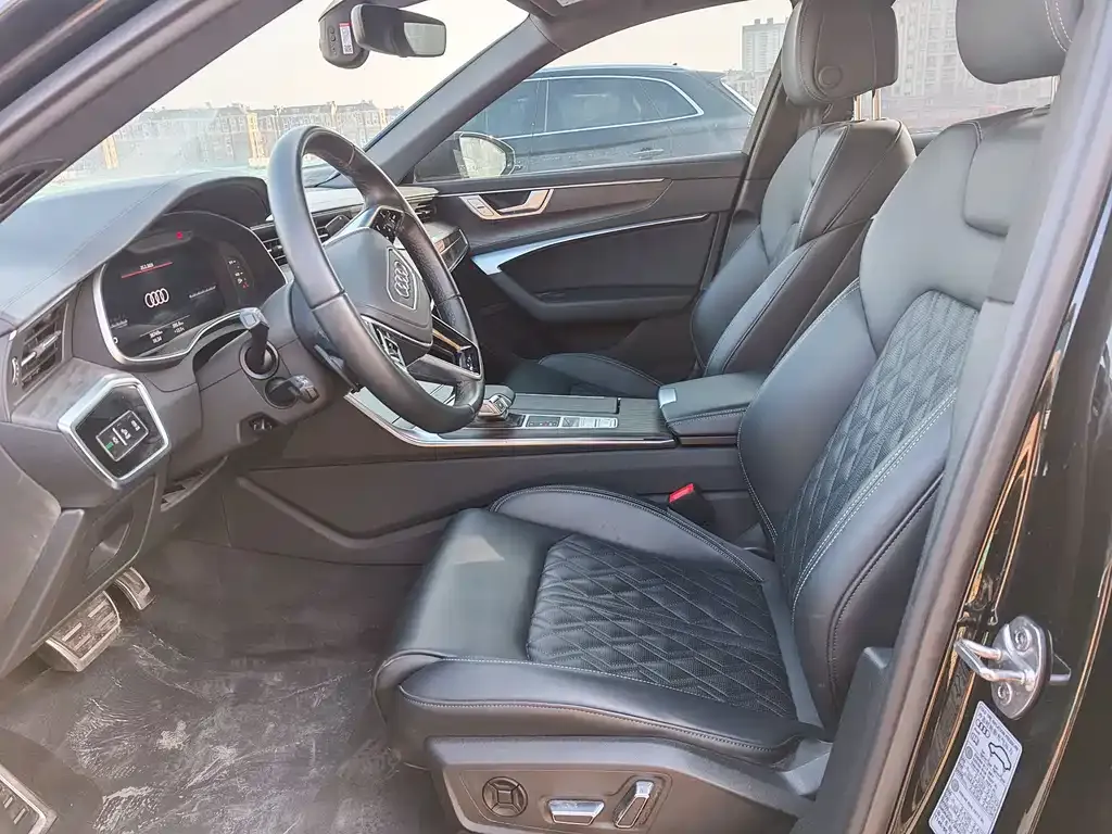 Audi A6L 2025 из CN, фото 7