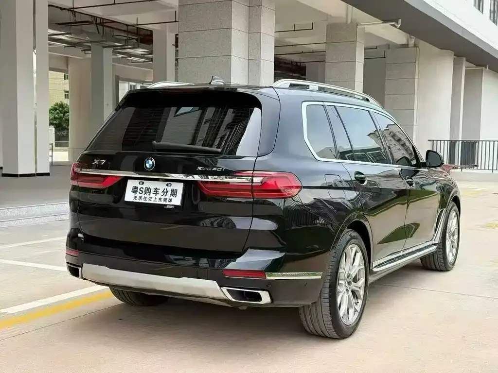 BMW X7 — фото 5