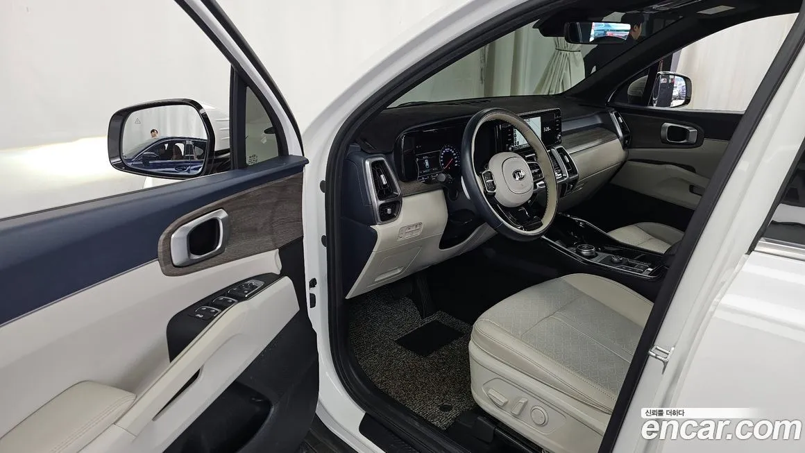 Kia Sorento — фото 4