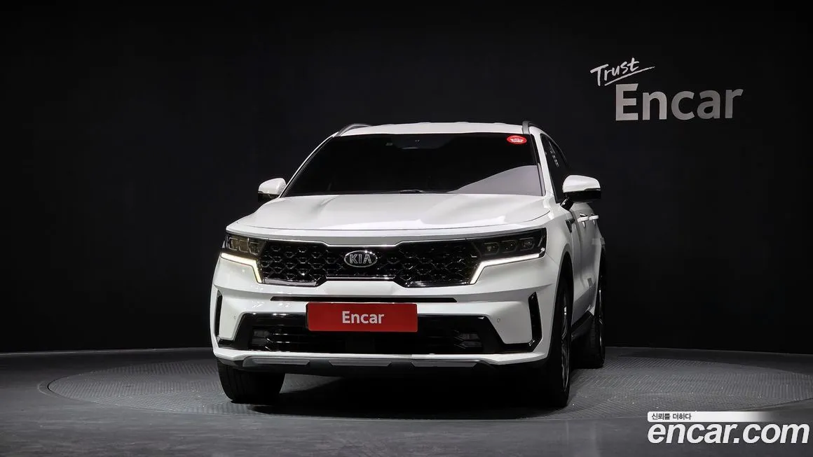 Kia Sorento — фото 7