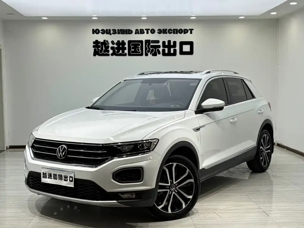 Volkswagen T-Roc — фото 1