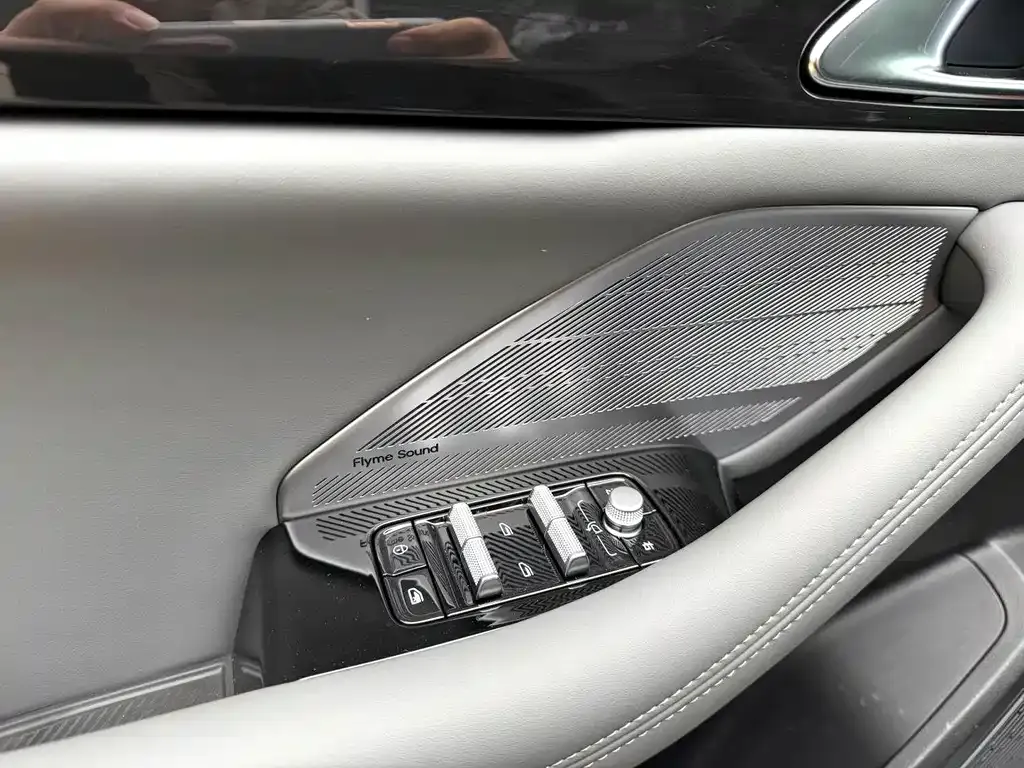 Geely 银河A7 2025 из CN, фото 3