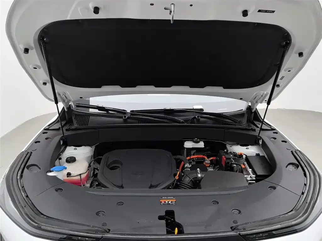 Geely Galaxy L7 — фото 10
