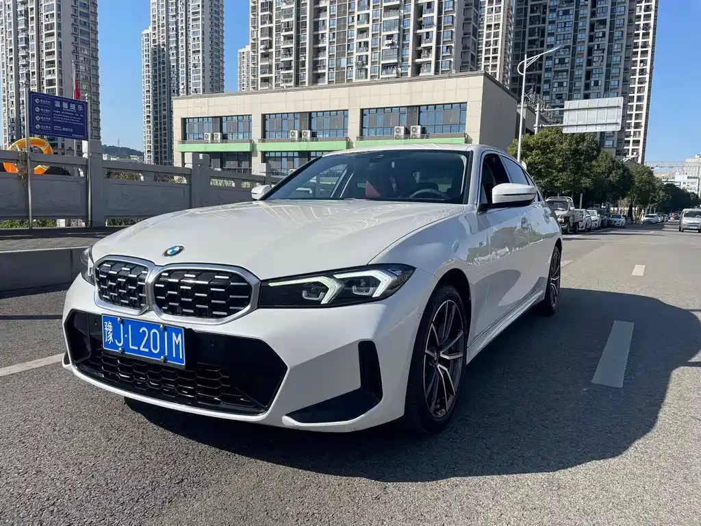BMW 3 Series — фото 1