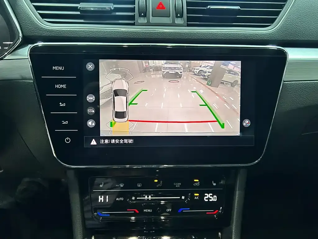 Skoda Superb 2024 из CN, фото 3
