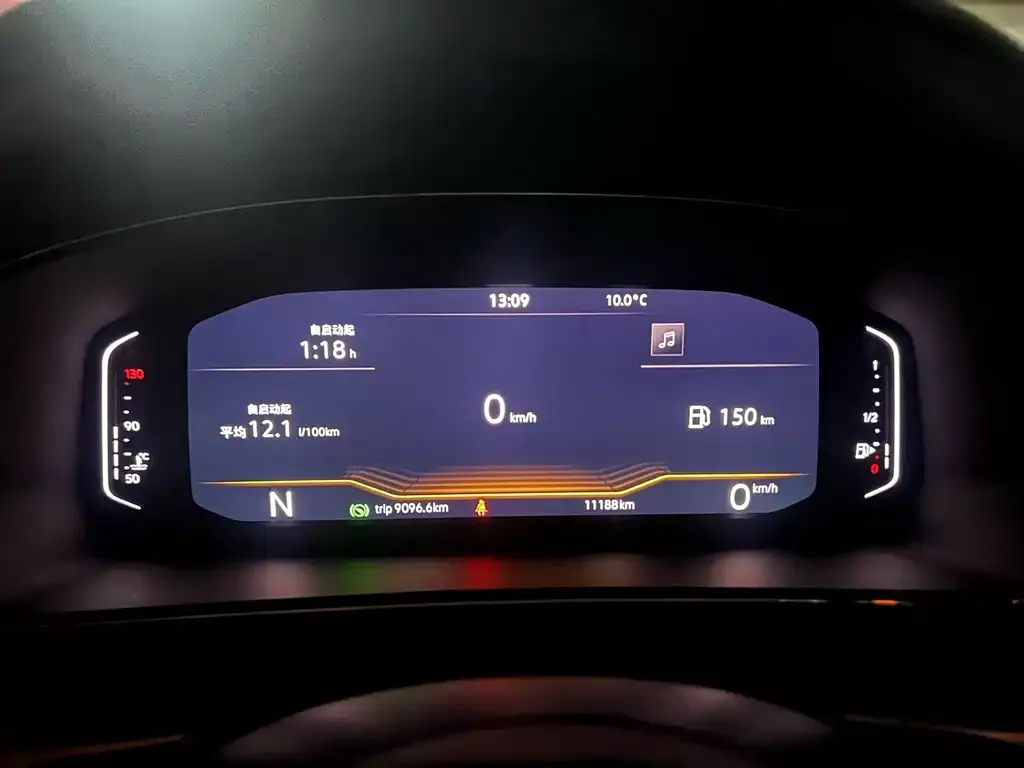 Volkswagen Passat 2025 из CN, фото 2