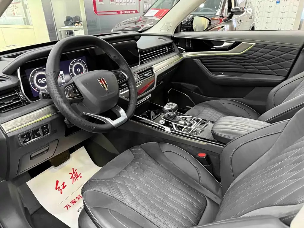 Hongqi HS5 — фото 10