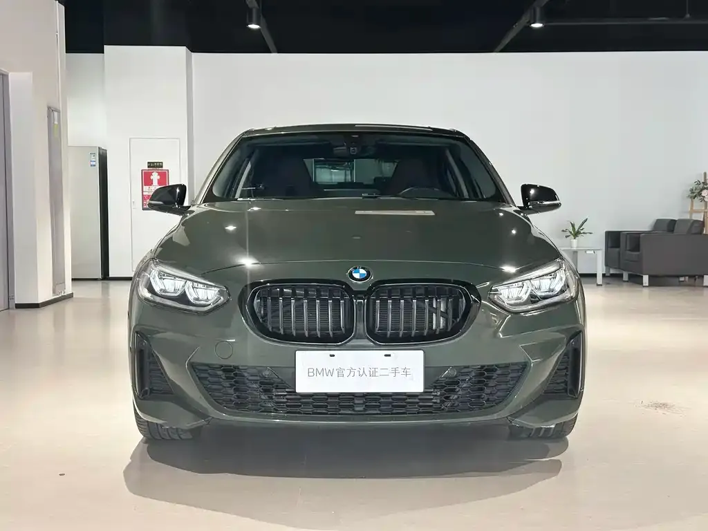 BMW 1 Series 2022 из CN, фото 3