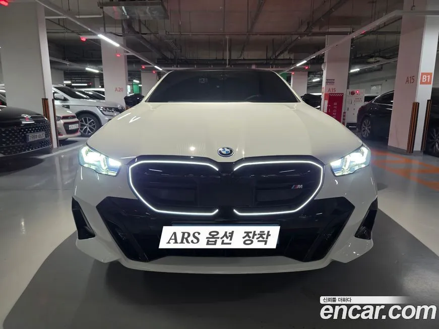 BMW i5