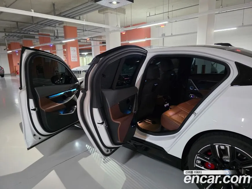 BMW i5 2024 из KR, фото 6
