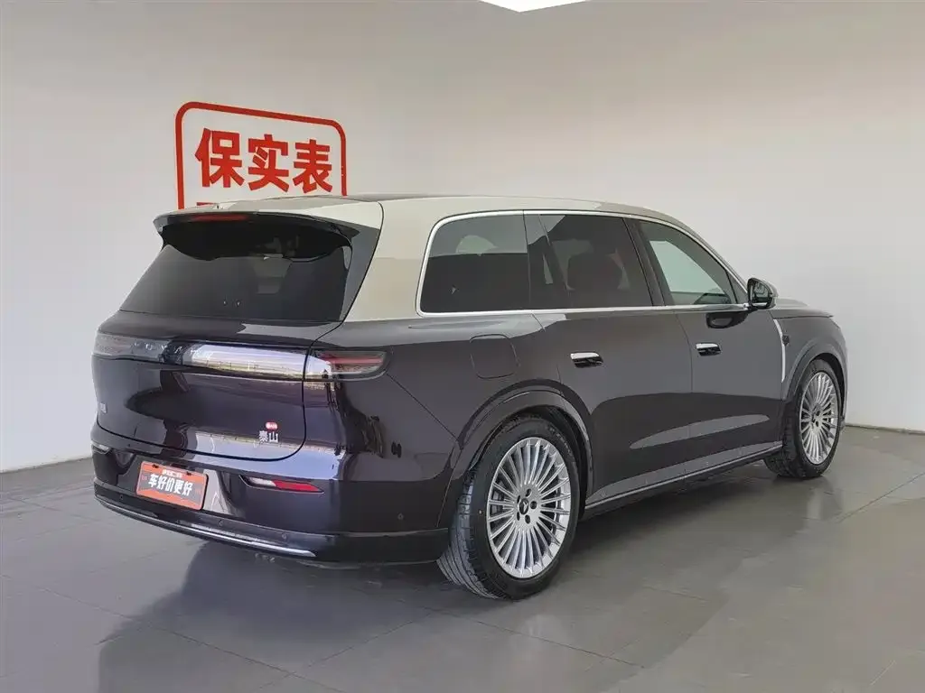 VOYAH Lantu Taishan 2025 из CN, фото 2